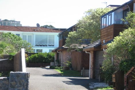 Photo of property in 2/36 Beach Road, Castor Bay, Auckland, 0620