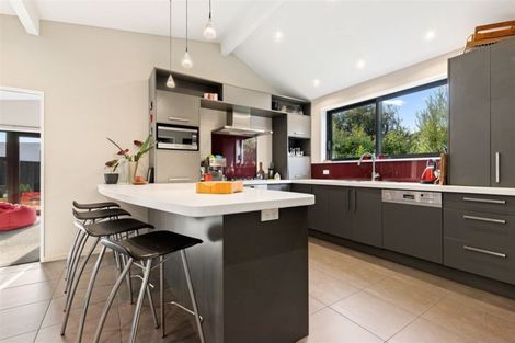 Photo of property in 77 Landsdowne Terrace, Cashmere, Christchurch, 8022