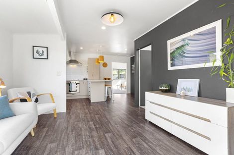 Photo of property in 8a Kaitoke Street, Raglan, 3225