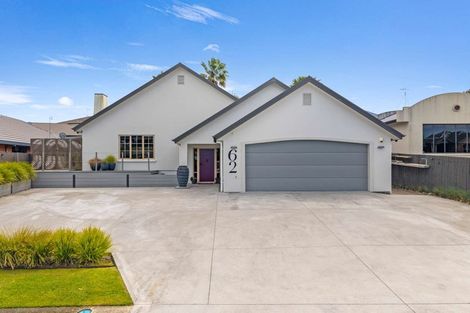 Photo of property in 62 Cairns Crescent, Rototuna, Hamilton, 3210