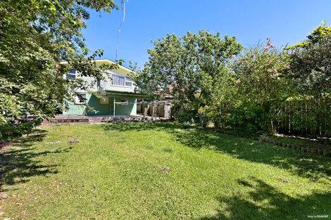 Photo of property in 13 Grenada Avenue, Forrest Hill, Auckland, 0620