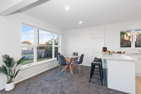 Photo of property in 38 Springbank Street, Bryndwr, Christchurch, 8053