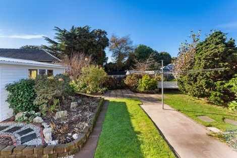Photo of property in 36 Totara Park Road, Clouston Park, Upper Hutt, 5018