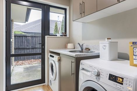 Photo of property in 27 Oakwood Drive, Rangiora, 7400