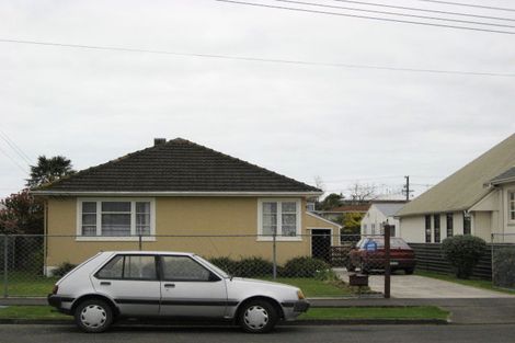 Photo of property in 15 Rugby Street, Levin, 5510