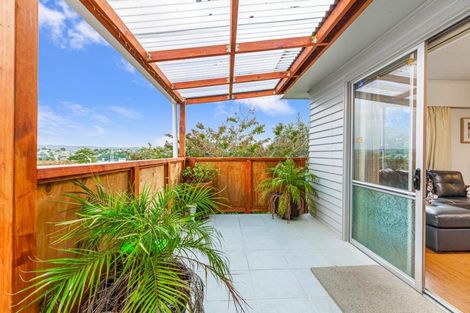 Photo of property in 13 Redwood Drive, Massey, Auckland, 0614