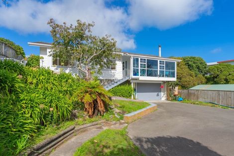 Photo of property in 10 Poplar Avenue, Raumati South, Paraparaumu, 5032