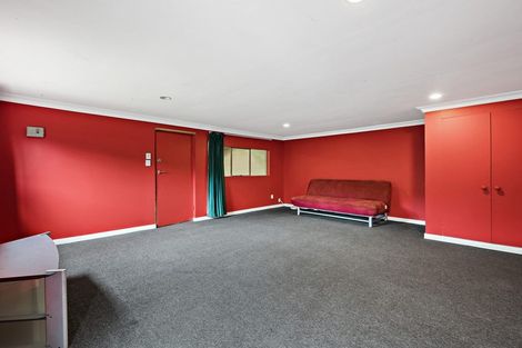 Photo of property in 30 Sarabande Avenue, Redwood, Christchurch, 8051