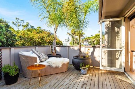 Photo of property in 33c Tay Street, Mount Maunganui, 3116