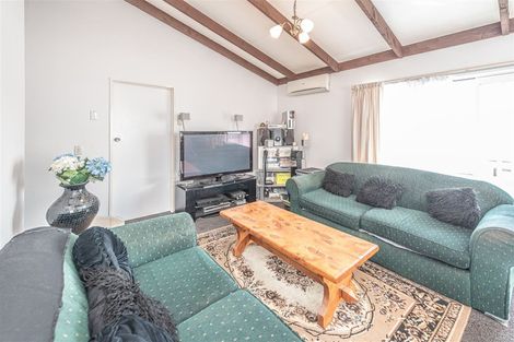 Photo of property in 75a Matai Street, Castlecliff, Whanganui, 4501