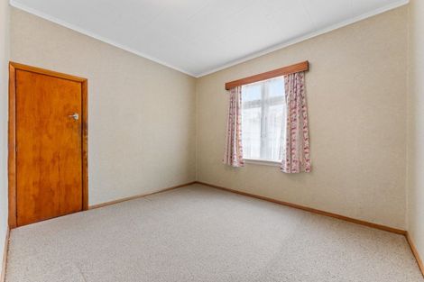 Photo of property in 26 George Street, Levin, 5510