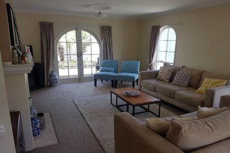 Photo of property in 8 Himalaya Drive, Half Moon Bay, Auckland, 2012