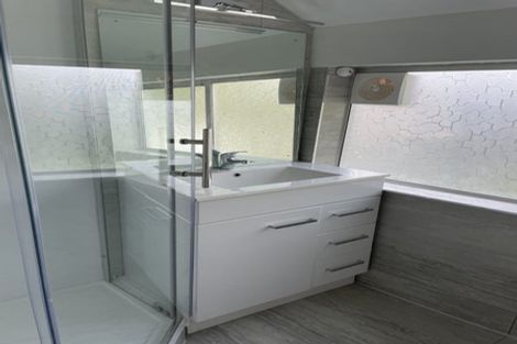 Photo of property in 2/108 Office Road, Merivale, Christchurch, 8014