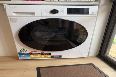 Photo of property in 7d Sherie Place, Howick, Auckland, 2014