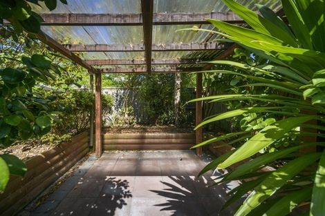 Photo of property in 24 Heathcote Place, Fitzherbert, Palmerston North, 4410