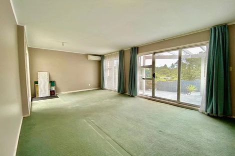 Photo of property in 6 Barlow Place, Chatswood, Auckland, 0626