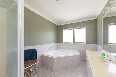 Photo of property in 50 Godley Lane, Lucas Heights, Auckland, 0632