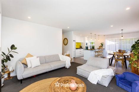 Photo of property in 21 Salisbury Crescent, Wallaceville, Upper Hutt, 5018