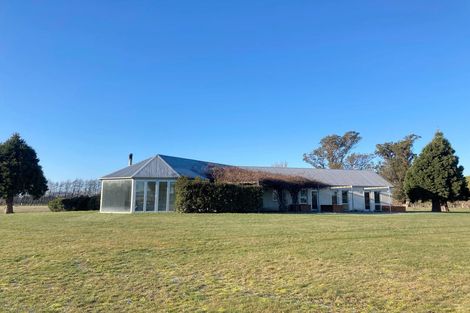 Photo of property in 70 Grays Road, Yaldhurst, Christchurch, 8042