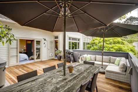 Photo of property in 8 Brewster Street, Bluff Hill, Napier, 4110