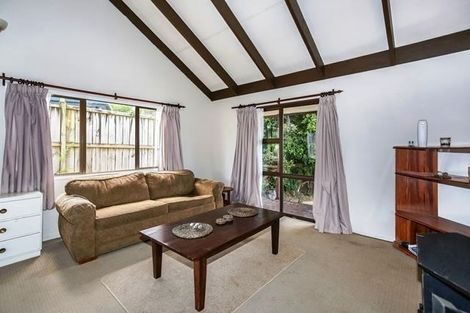 Photo of property in 2/23 Gaylands Place, Opaheke, Papakura, 2113