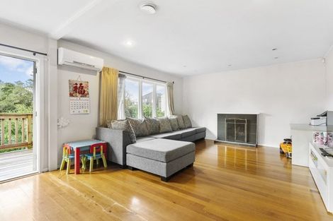 Photo of property in 9 Wilsher Crescent, Henderson, Auckland, 0612