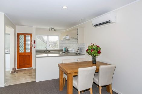 Photo of property in 2/14 Wood Street, Papakura, 2110
