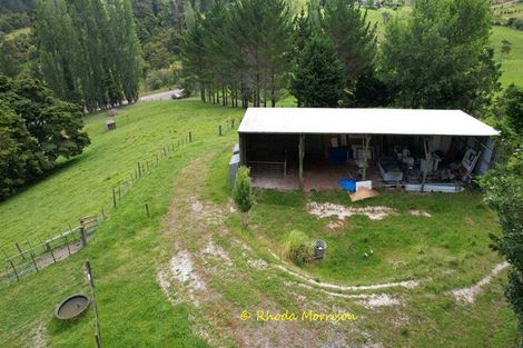 Photo of property in 69 Matakohe Wharf Road, Matakohe, 0593