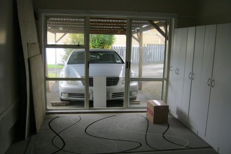 Photo of property in 1/7 Dalkeith Place, Opaheke, Papakura, 2113