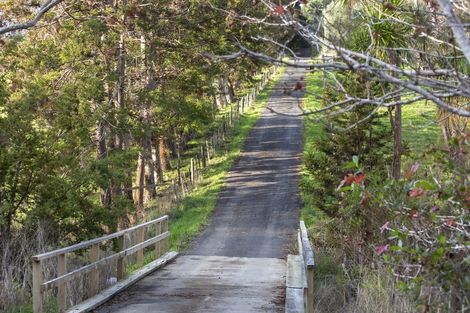 Photo of property in 1812 Kaipara Coast Highway, Kaukapakapa, 0984
