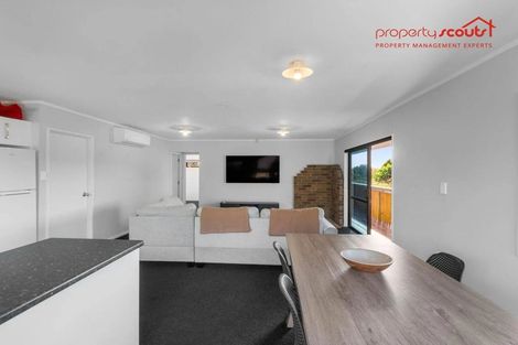 Photo of property in 59 Reynella Drive, Massey, Auckland, 0614