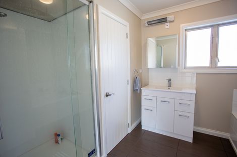 Photo of property in 5 Plimsoll Street, Carterton, 5713