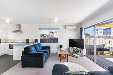 Photo of property in 1/11 Ranui Station Road, Ranui, Auckland, 0612