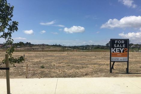 Photo of property in 66 Taikura Avenue, Red Beach, 0932