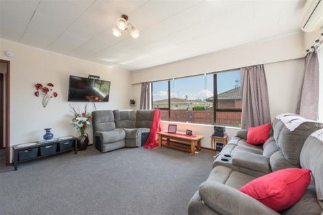 Photo of property in 2/1 Alyson Place, Stoke, Nelson, 7011