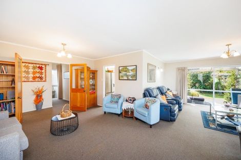 Photo of property in 27 Norfolk Crescent, Feilding, 4702