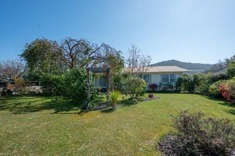 Photo of property in 9 Totaravale Street, Pukehangi, Rotorua, 3015