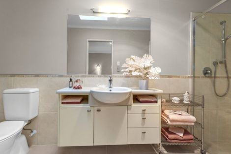 Photo of property in 1 Saratoga Court, Papamoa Beach, Papamoa, 3118