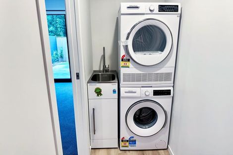 Photo of property in 61 Pipi Place, Levin, 5510