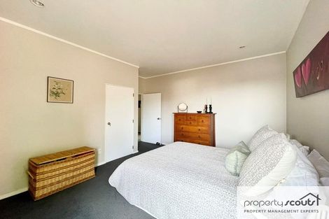Photo of property in 98 Gover Street, New Plymouth, 4310