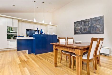 Photo of property in 19 Pitoitoi Avenue, Greenhithe, Auckland, 0632