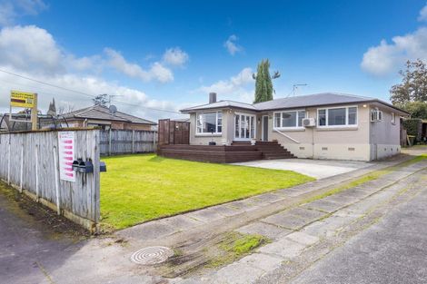 Photo of property in 17 Macdonald Road, Glenview, Hamilton, 3206