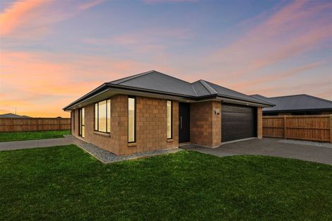 Photo of property in 27 Lunn Crescent, Leeston, 7632