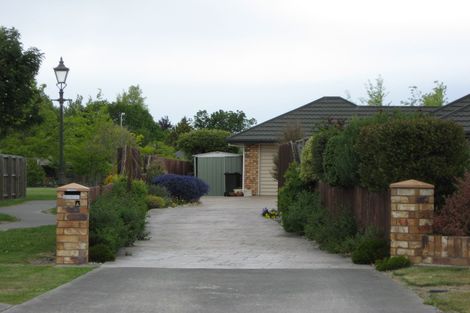 Photo of property in 17b Goodwood Close, Rangiora, 7400