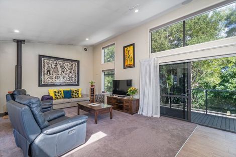 Photo of property in 4 Tarapatiki Drive, Whitianga, 3510