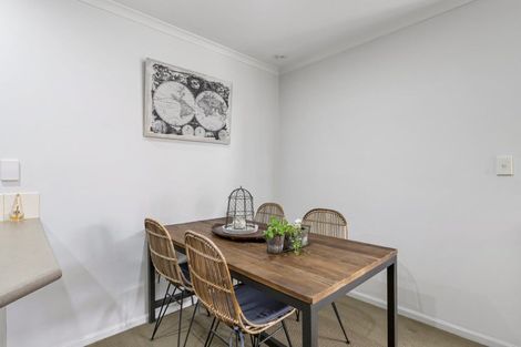 Photo of property in Paramount Apartments, 21/281 Maunganui Road, Mount Maunganui, 3116