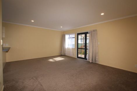 Photo of property in 61 Alabaster Drive, Papatoetoe, Auckland, 2025