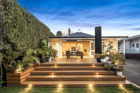 Photo of property in 20 Calgary Street, Sandringham, Auckland, 1041