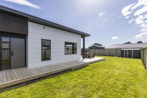 Photo of property in 29 Smith Street, Lepperton, New Plymouth, 4373