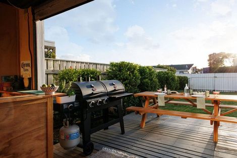 Photo of property in 1 Ohiwa Parade, Ohope, 3121